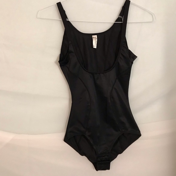 Flexees Other - Thompson Flexees Shapewear